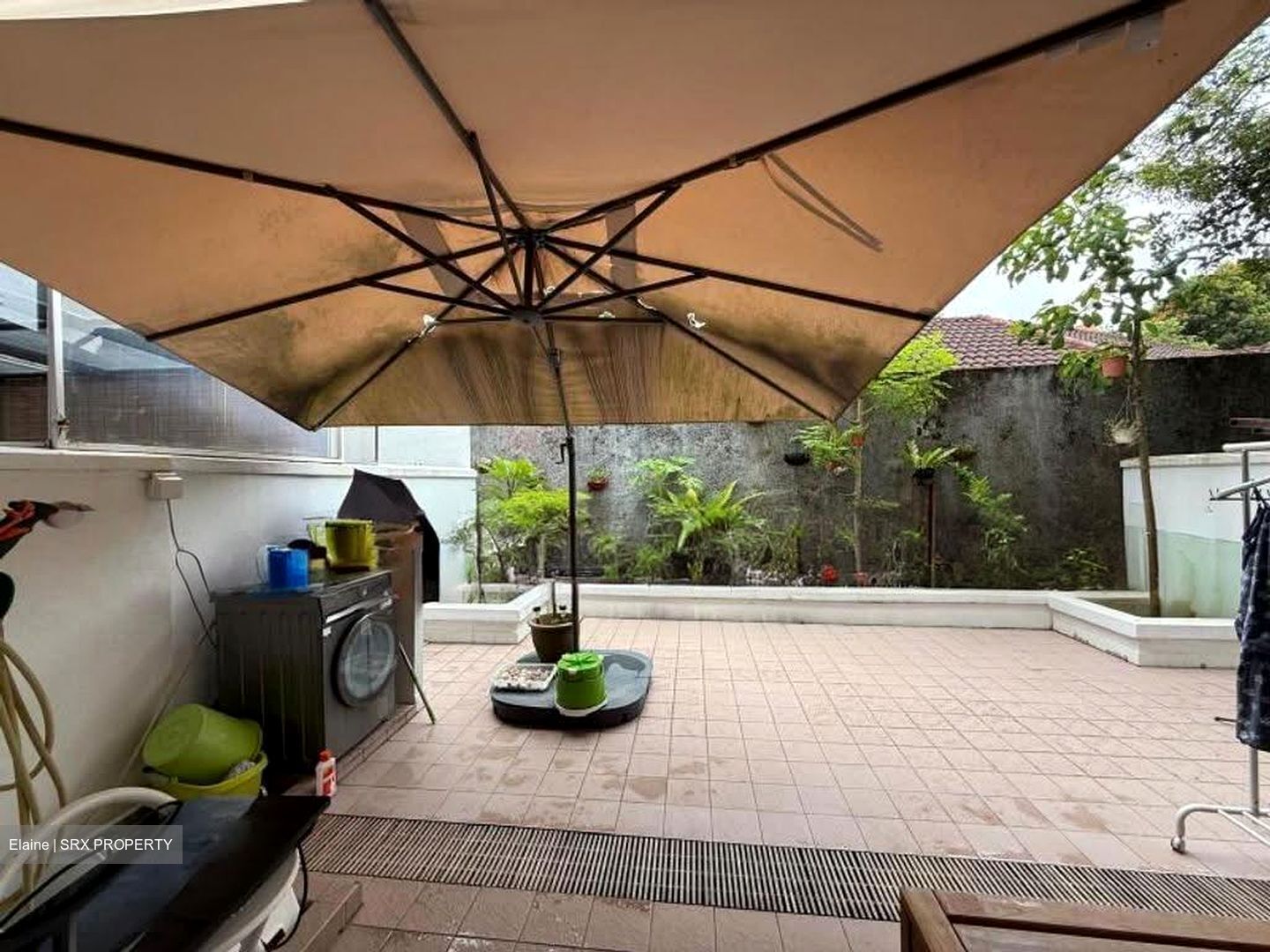Sixth Crescent (D10), Terrace #625529301